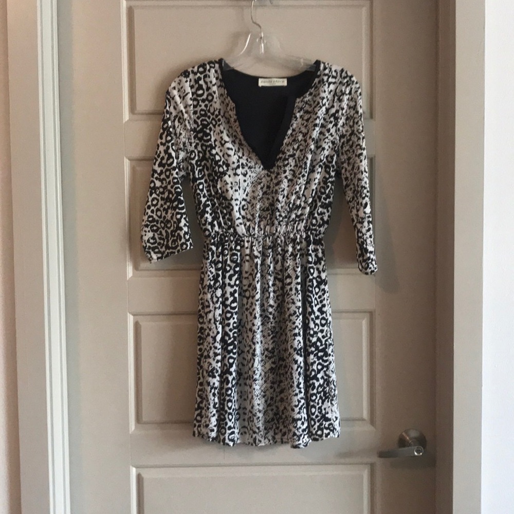 White leopard-print dress